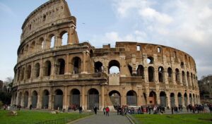 Los 7 lugares más bellos de la tierra-coliseo-romano