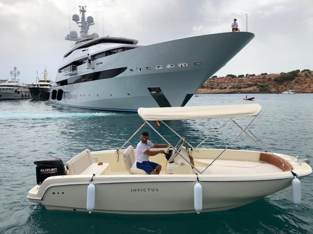 Alquiler de lancha sin licencia en Mallorca - Sedy Boats