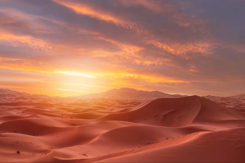 Amanece o atardecer en el desierto de Merzouga - civitatis.com