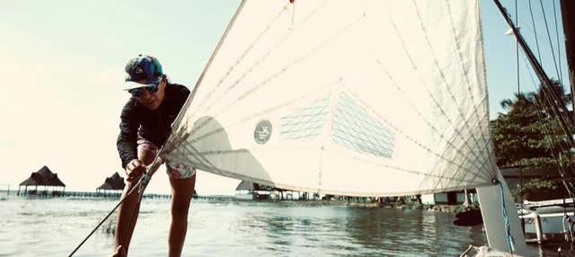 Curso Privado de Vela en la Laguna Bacalar - Civitatis.com