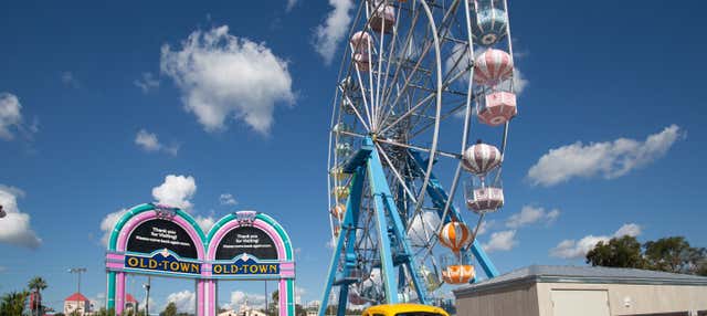 Entrada a 1 o 2 atracciones de Old Town Entertainment District ...