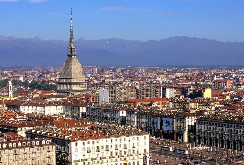 Día 1 - Riqueza italiana en Rieles: Milán, Turín y Génova, ONU Tour ...