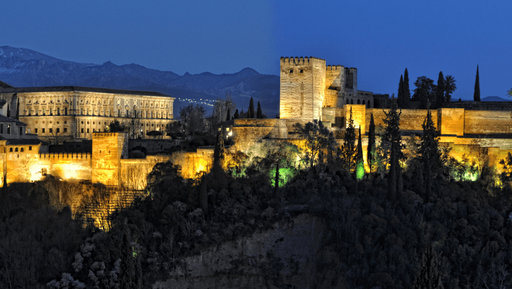 Free Tour Nocturno por Granada | OWAY Tour