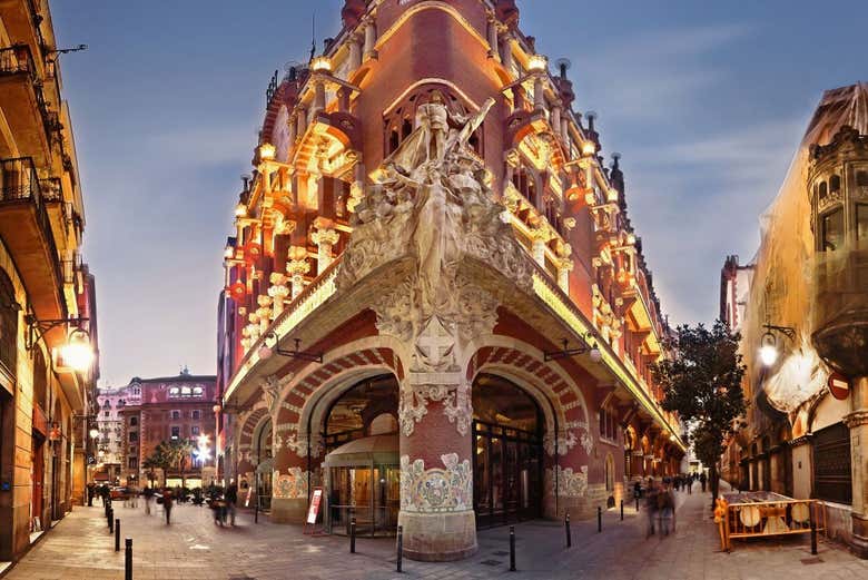 Tour gratuita por el Barrio de El Born, Barcelona - Civitatis.com