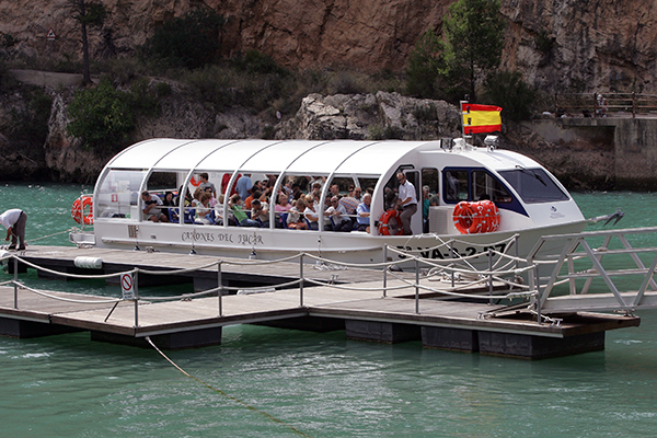 Evadium: Pack crucero fluvial por el Júcar con comida en Cofrentes