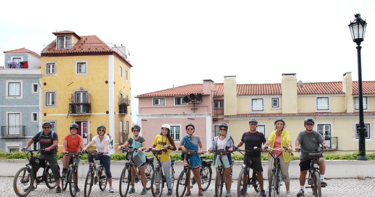 Lisboa: Recorrido por Las Colinas, Alfama y Mouraria en bicicleta ...