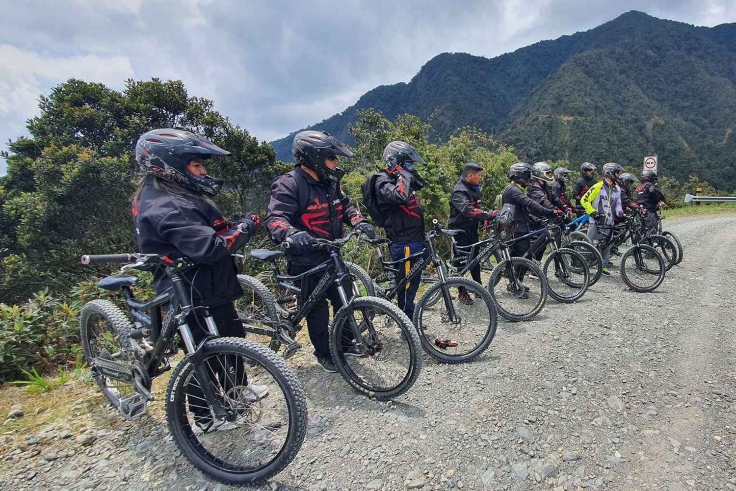 La Paz: Ruta de la Muerte tour guiado en bicicleta de montaña con ...