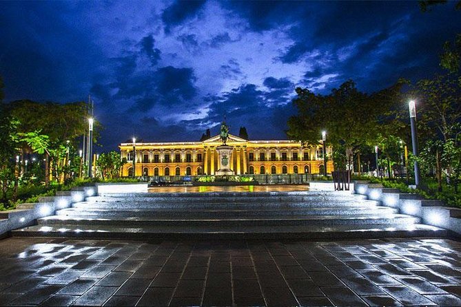 2025) Recorrido por la ciudad de San Salvador por la noche Cultura ...