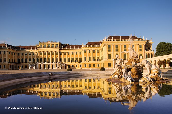Evite Las Colas: Visita Guiada Por El Palacio Schönbrunn de Viena 2025