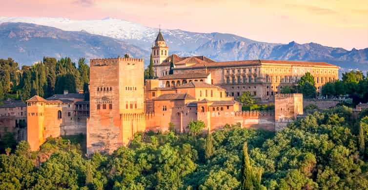 Granada: Ticket de Entrada a la Alhambra Con Audioguía