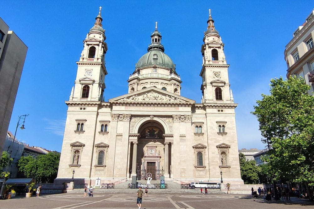 Entradas a la Basílica de San Esteban
