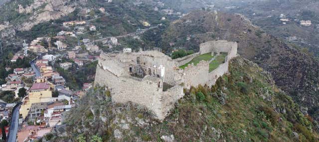Entrada Al Castillo de Taormina Con Audioguía - Civitatis.com