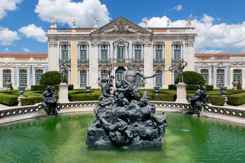 Lisboa: Excursión de un día a Óbidos, nazare y palacio de queluz ...