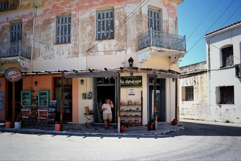 Tour gratuita alternativa por Atenas - Reserva Online en Civitatis.com