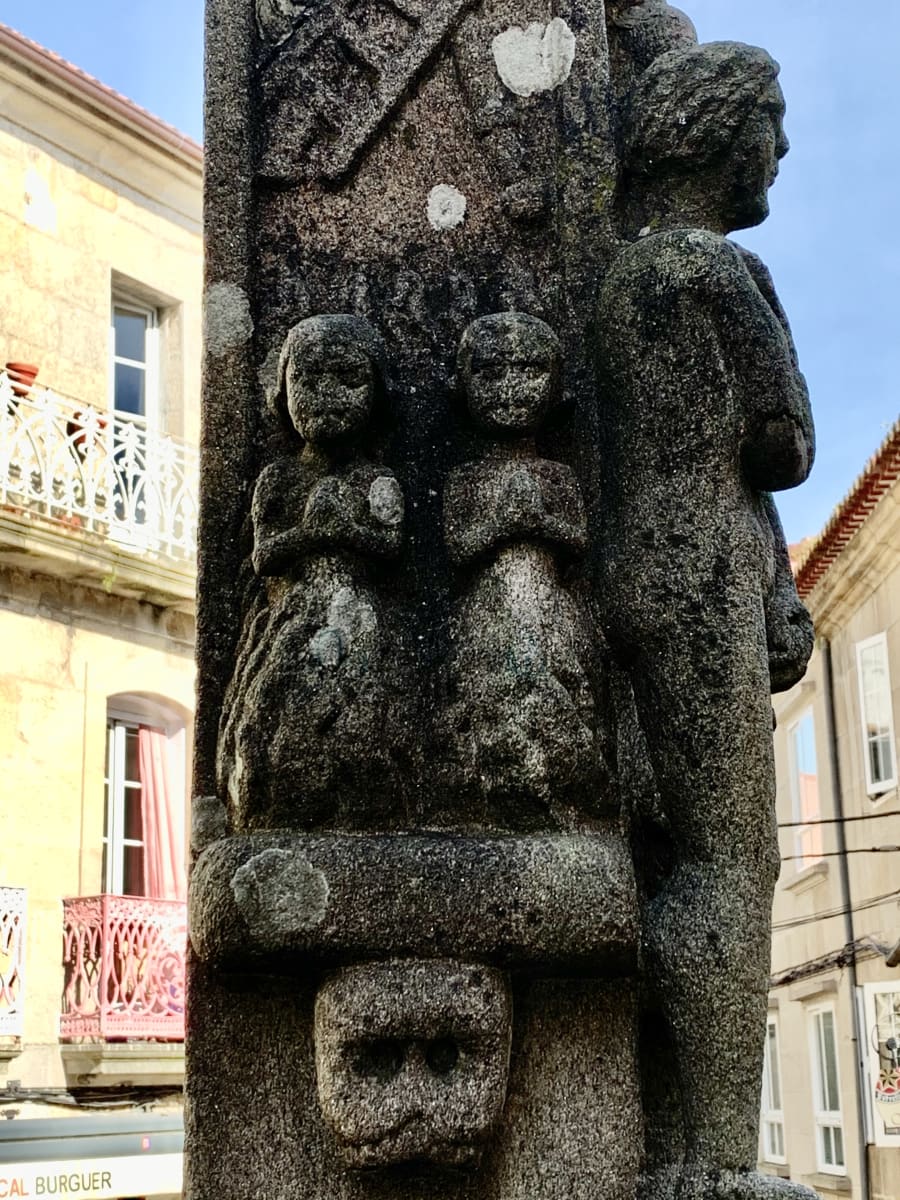 Tour de los Misterios gratuito y Leyendas de Pontevedra - Hellotickets