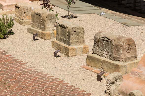 Tour gratuita por la Barcelona Romana - Reserva en Civitatis.com