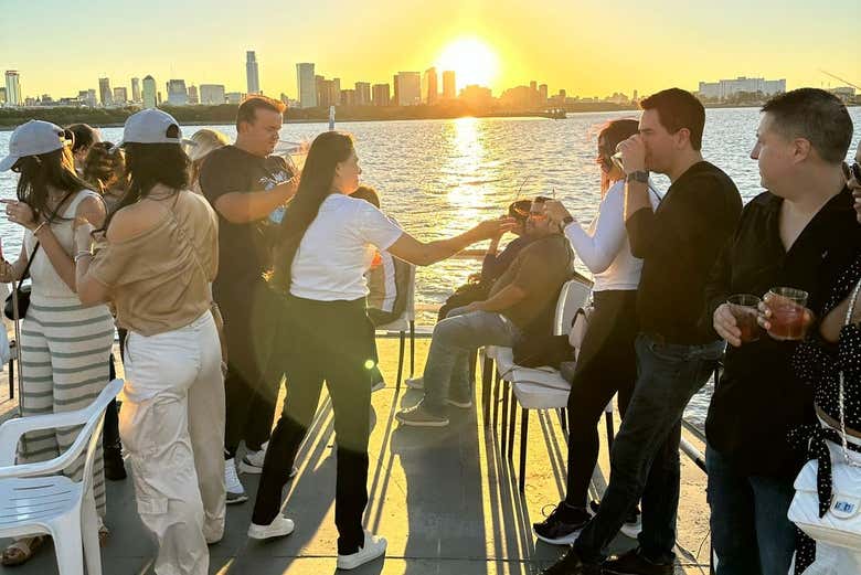 Paseo en Barco Al Atardecer Por El Río de la Plata, Buenos Aires