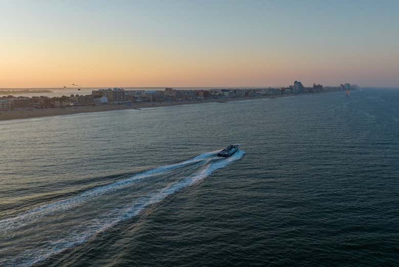 Paseo en Barco Al Atardecer por Ocean City - Civitatis.com