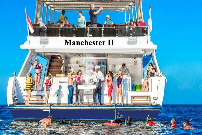 Paseo en Barco Por El Golfo de Suez Desde Ain Sujna - Civitatis