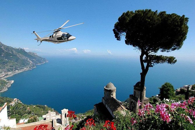 Experiencia en helicóptero Sobre la Costa de Amalfi 2025 - Sorrento