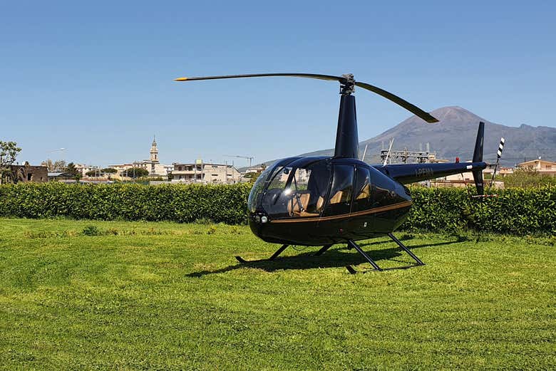 Paseo Privado en Helicópero por Pompeya y El Vesubio - Civitatis