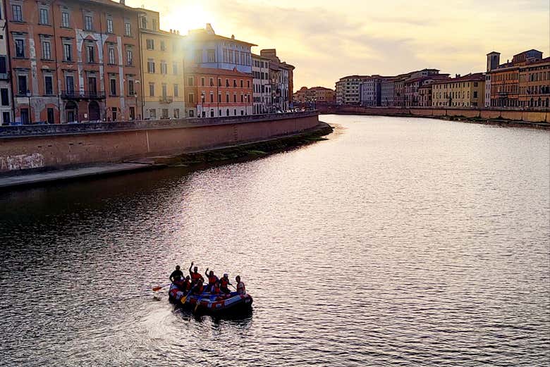Rafting Por El Río Arno A Su Paso Por Pisa - Civitatis.com
