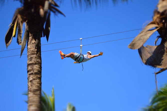 Aventura en Tirolina en Cozumel en Mayan Extreme Park