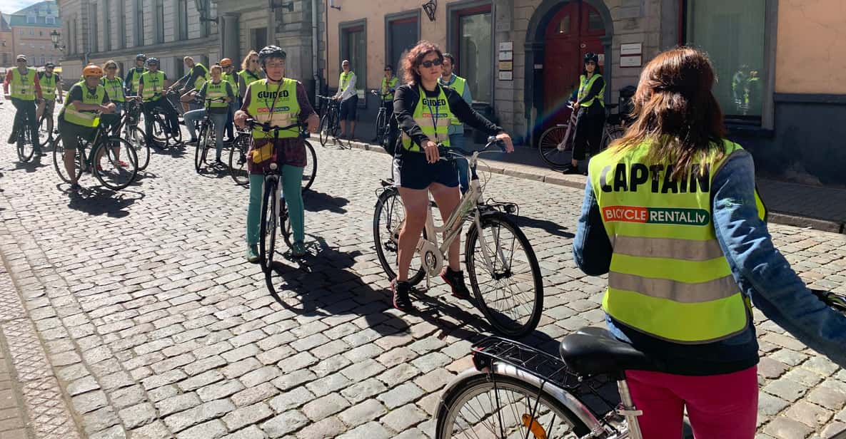 Riga: Tour Guiado en Bicicleta por Lo Más Destacado de la Ciudad ...