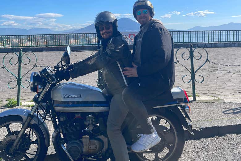 Tour en Moto por Nápoles - Reserva Online en Civitatis.com