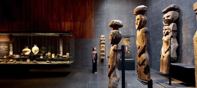 Tour por el Museo de Arte Precolombino y El Museo Histórico ...