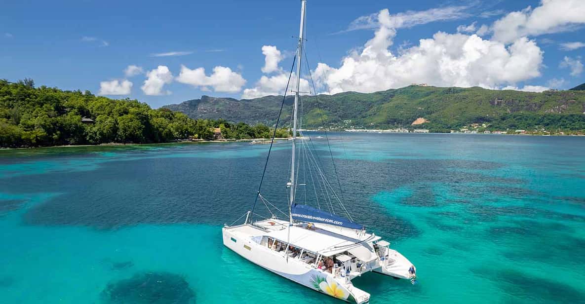 Mahé: Parque Marino de Saint-Anne y Crucero por la Isla Moyenne ...