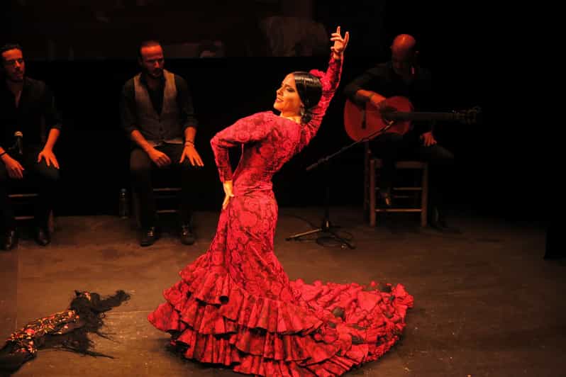 Triana: Auténnico Tour de Flamenco y Tapas |