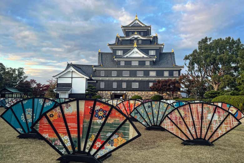 Tour Privado por Kurashiki, Korakuen y El Castillo de Okayama Con ...