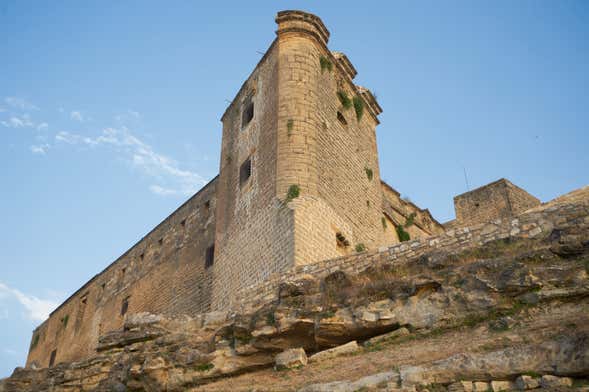 Visita Guiada por El Castillo de Sabiote - Civitatis.com