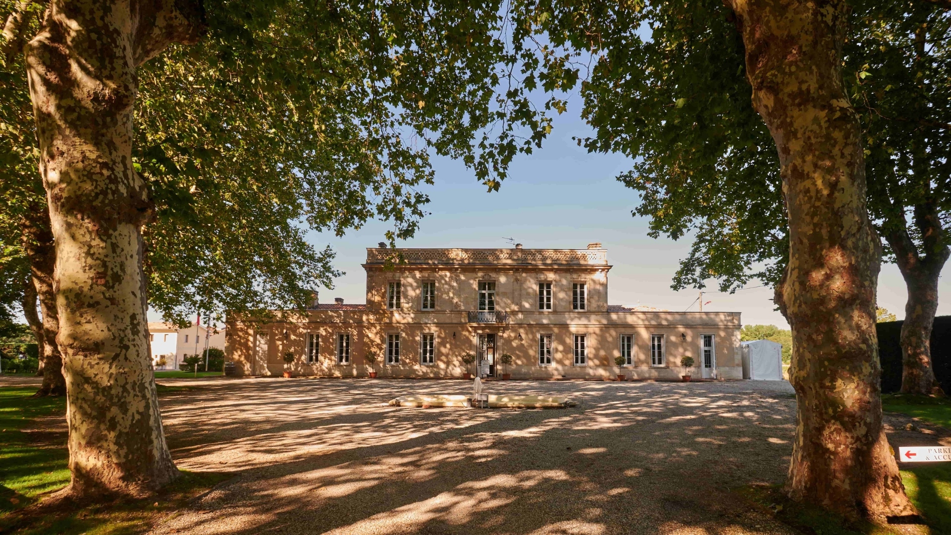 Château Haut Breton LariGaudière en Soussans: Reserve Su Visita