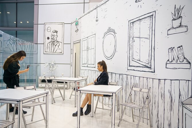 2025) Entrada al Museo de los Sentidos de Bucarest