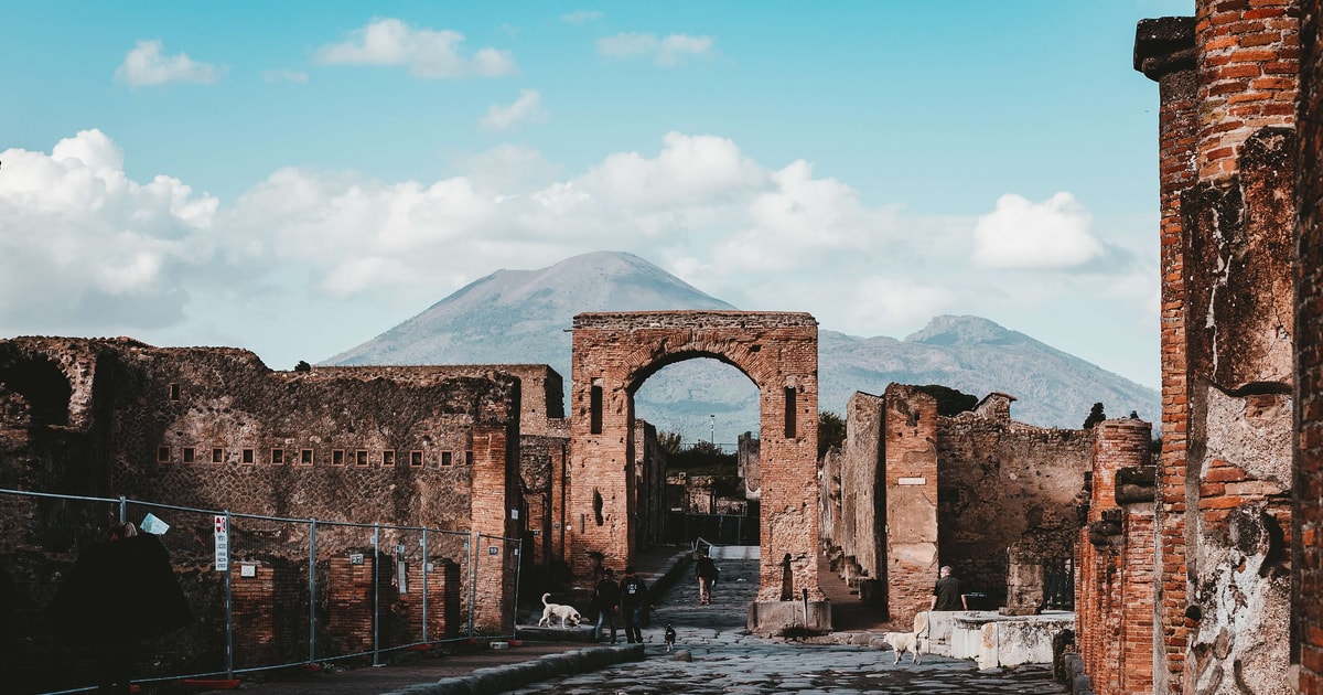 Desde Sorrento: Excursión de un día a Pompeya y Herculano Con ...