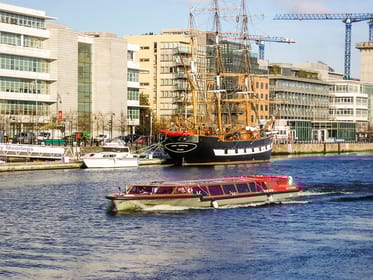DUBLÍN: Crucero Turísstico por El Río Liffey |
