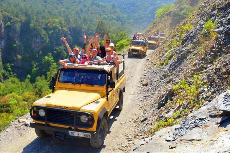 Tour en 4x4 Por Los Montes Tauro Desde Kemer - Civitatis Argentina