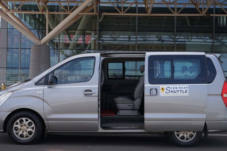 Transporte Entre el Aeropuerto Internacional de Angkor y Siem Reap ...