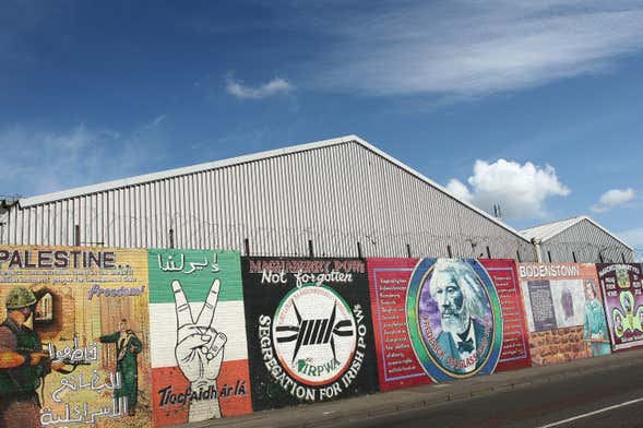 Tour Por El Belfast PolÍtico - Reserva Online en Civitatis.com