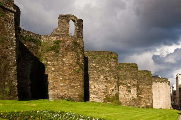 Tour gratuita por El Lugo Romano - Reserva Online en Civitatis.com