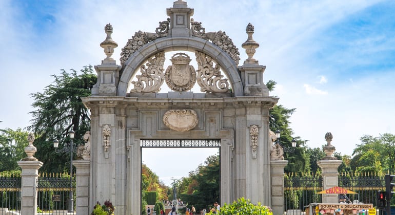 Tour gratuita por el Madrid de los Borbones - Hellotickets