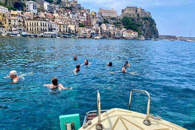2025) Paseo en Barco por Costa Viola: Cuevas de Scilla y Bagnara