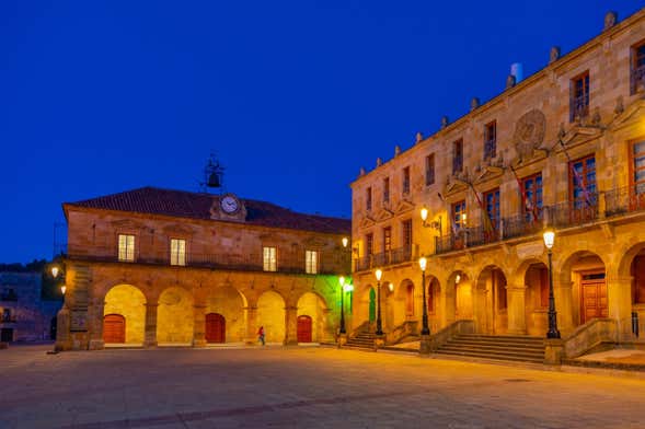 Tour de Los Misterios y Leyendas de Soria - Civitatis.com