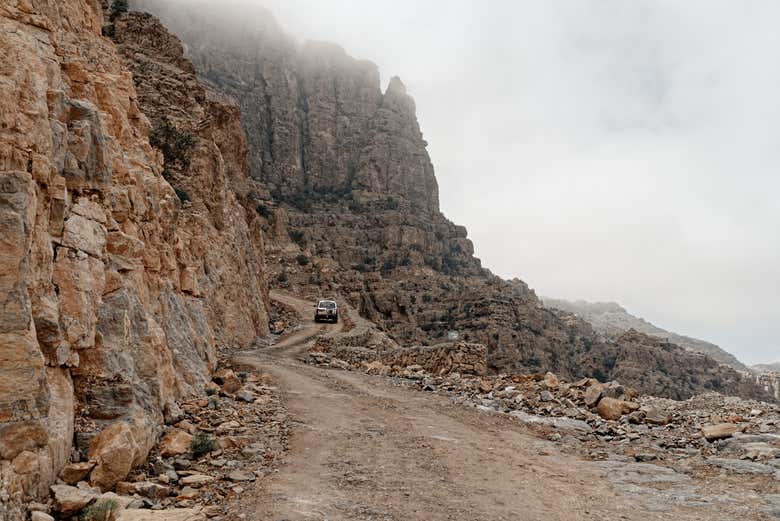 Tour en 4x4 por wadi bani awf y serpiente canyon desde mascato - civitatis