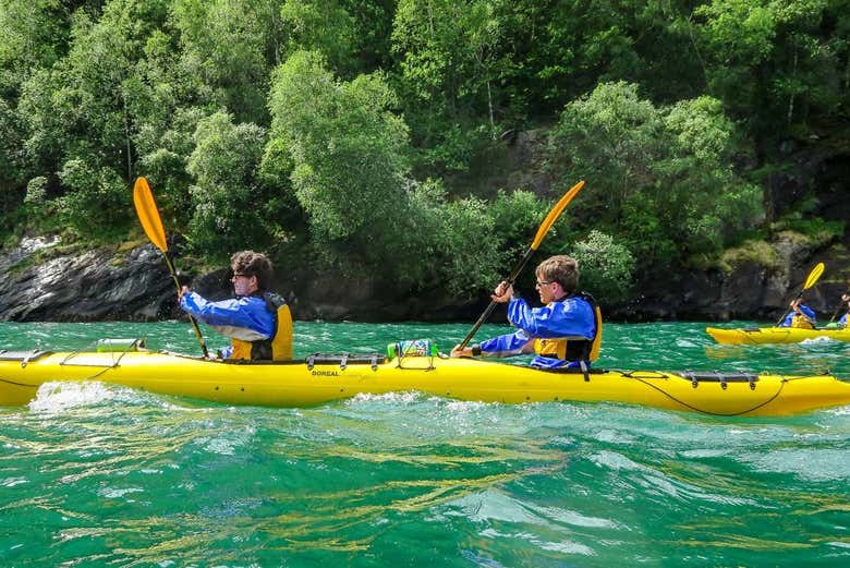 Tour en Kayak en el Fiordo de Lysefjord, Forsand - Civitatis.com