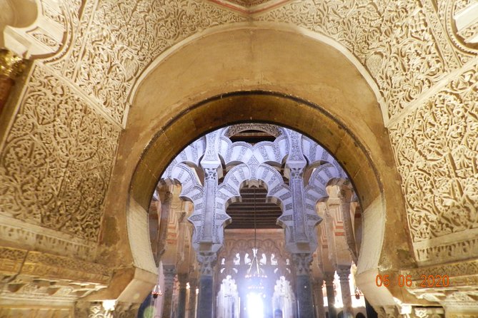Visita Exclusiva a la Mezquita Con Guía de Grupos Reducidos