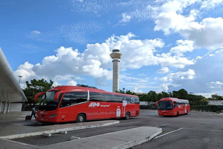 Autobús entre el Aeropuerto y Tulum - Reserva en Civitatis.com