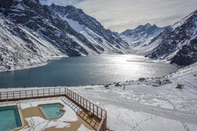 Excursión para Grupos Pequeños al Centro de Esquí de Portillo y la Laguna Inca Desde Santiago